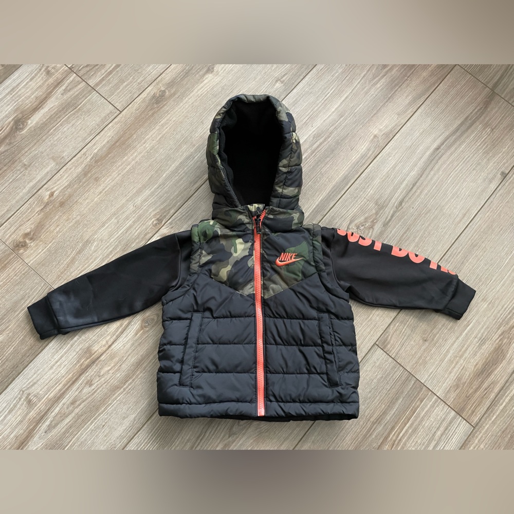 Nike 2fer Kids Puffer Jacket - Lightly worn